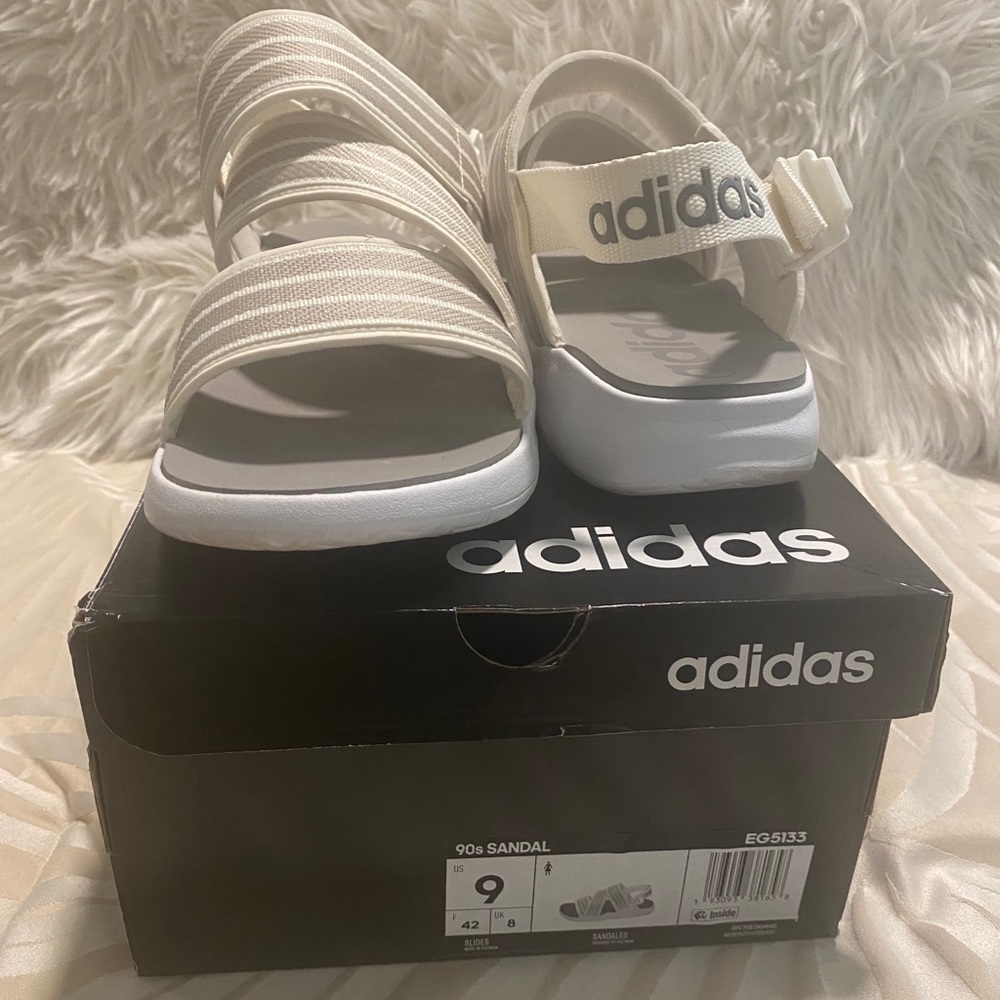 Adidas 90s Sandal Size 9 Beige